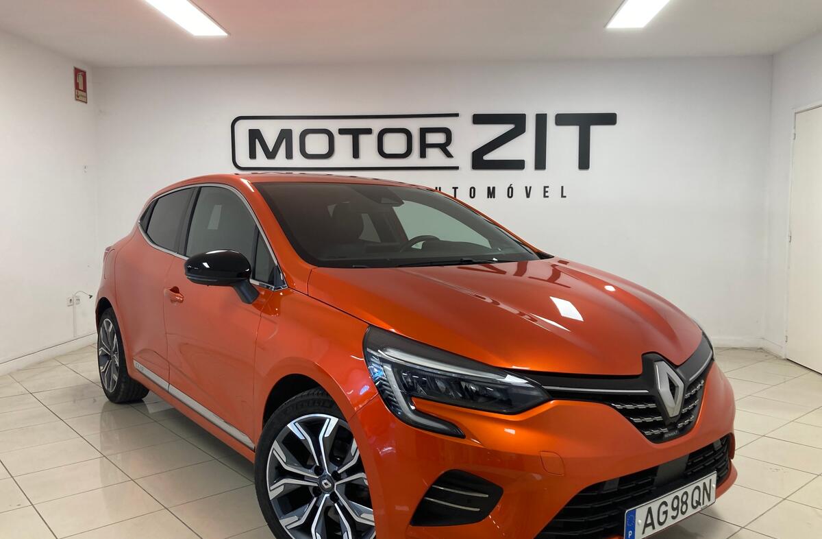 RENAULT Clio 1.0 TCe Intens