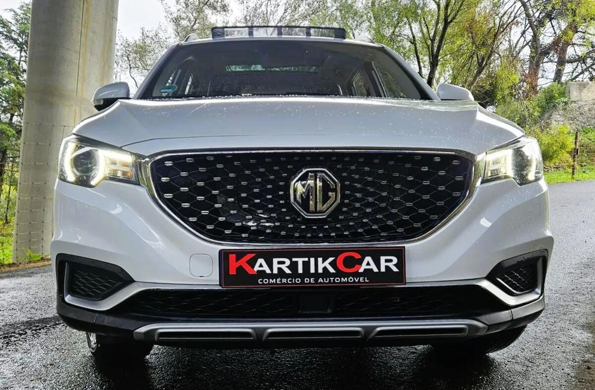 MG ZS 44.5 kWh Luxury