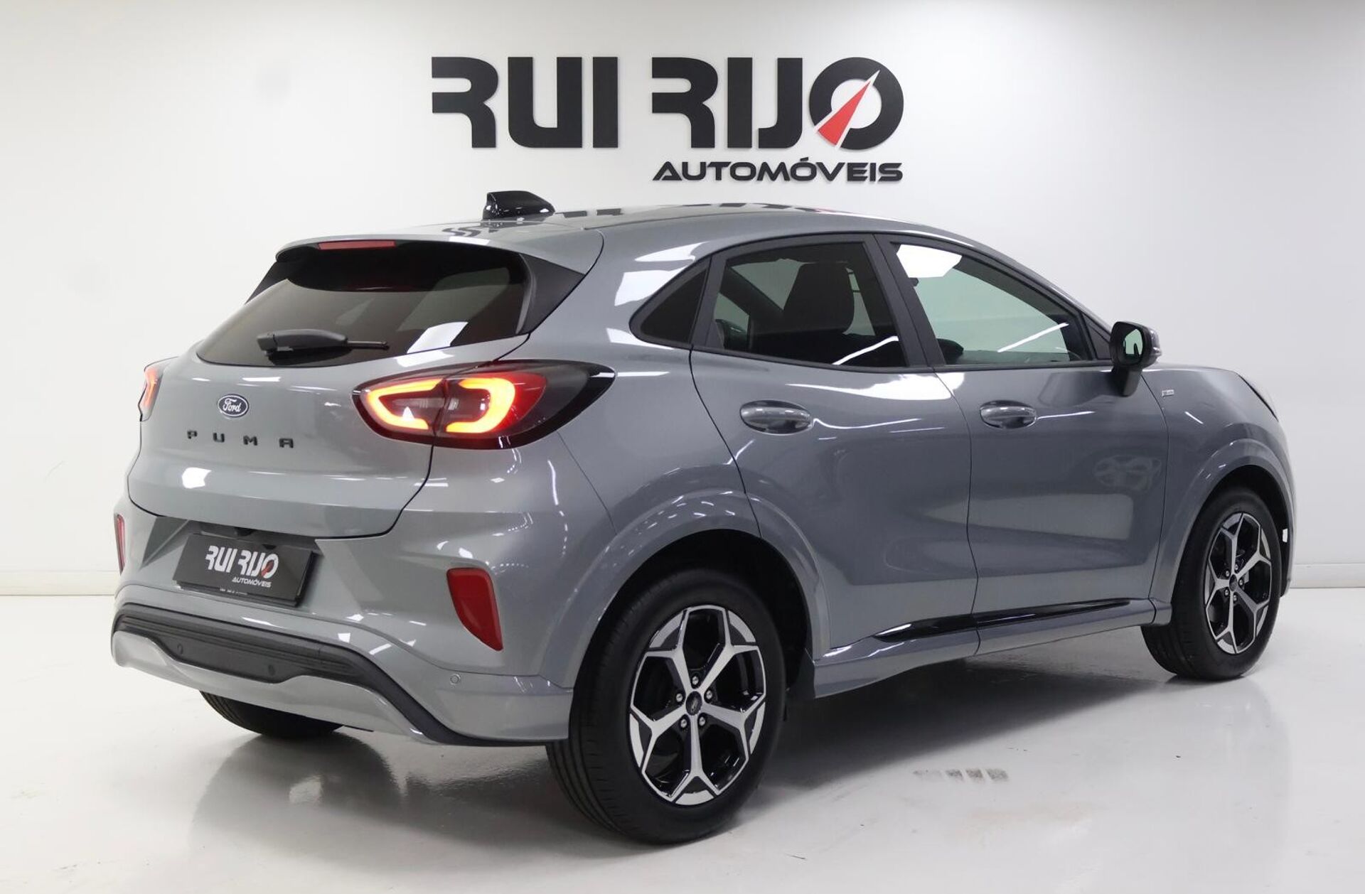 FORD Puma 1.0 EcoBoost mHEV ST-Line