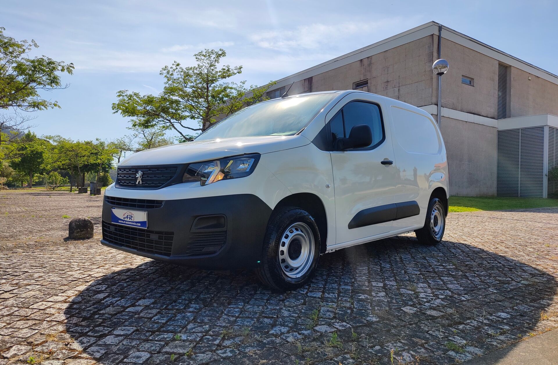 PEUGEOT Partner 1.5 BlueHDi Pro Standard