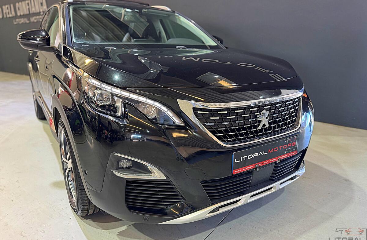 PEUGEOT 5008 1.2 PureTech Allure EAT8