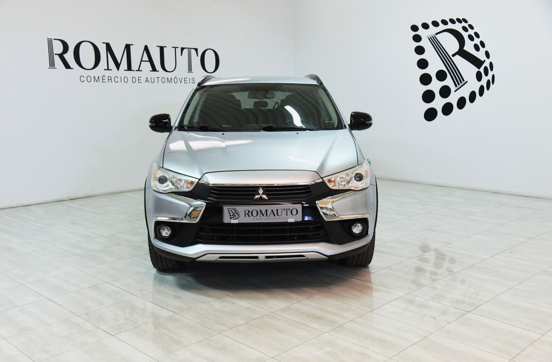 MITSUBISHI ASX 1.6 DI-D Intense Black Edition