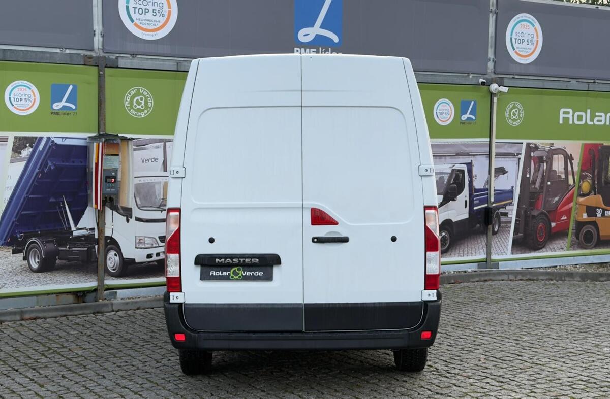 RENAULT Master 2.3 dCi L2 3.5T