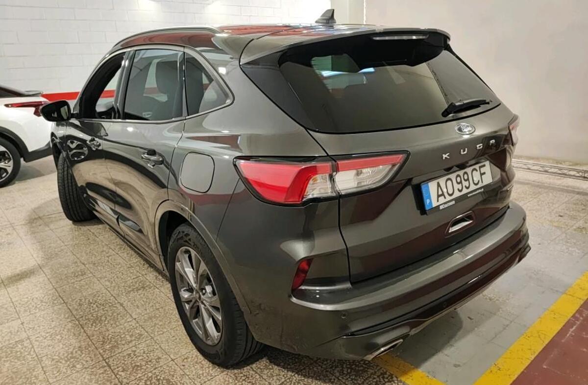 FORD Kuga 2.5 PHEV ST-Line X