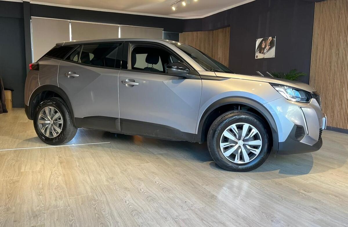 PEUGEOT 2008 1.2 PureTech Active Pack