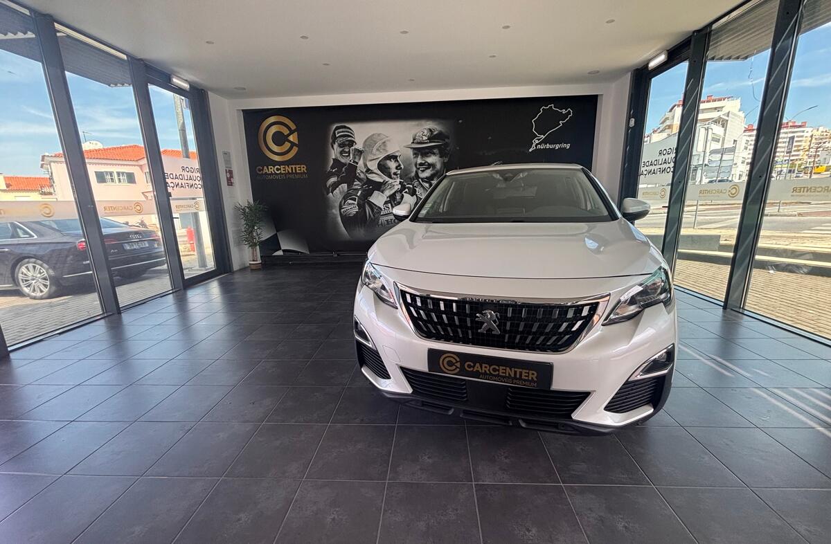 PEUGEOT 3008 1.5 BlueHDi Active