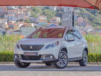 PEUGEOT 2008 1.2 PureTech Allure EAT6