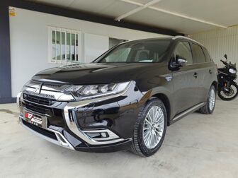 MITSUBISHI Outlander 2.0 PHEV Instyle Navi