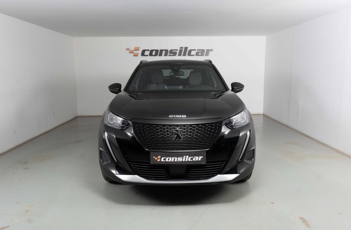 PEUGEOT 2008 e- 50 kWh GT