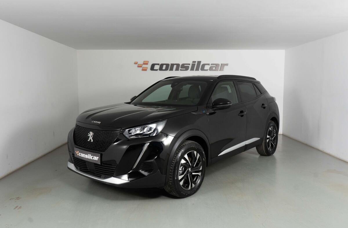 PEUGEOT 2008 e- 50 kWh GT