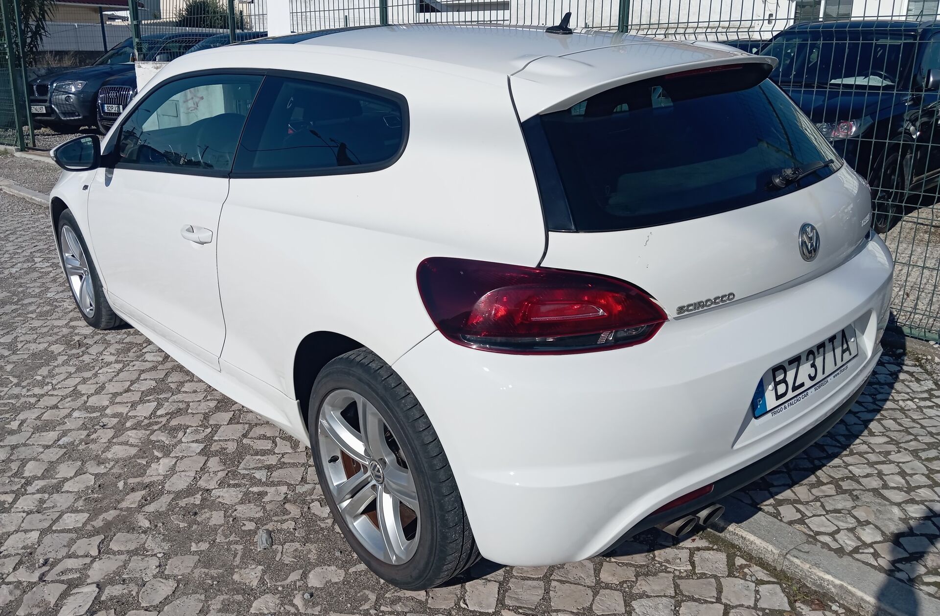 VOLKSWAGEN Scirocco 2.0 TDi R-Line