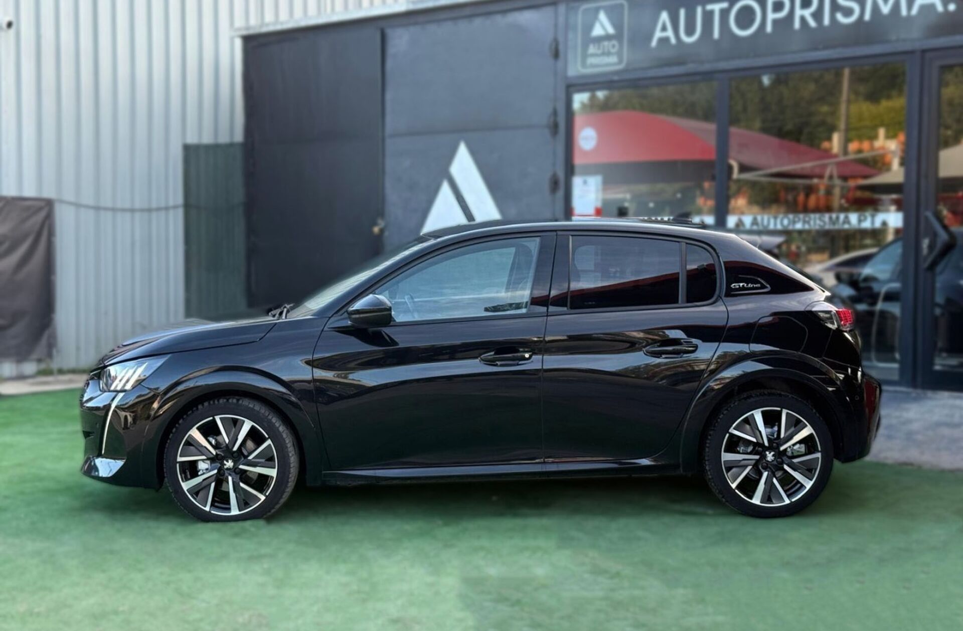 PEUGEOT 208 1.5 BlueHDi GT Line