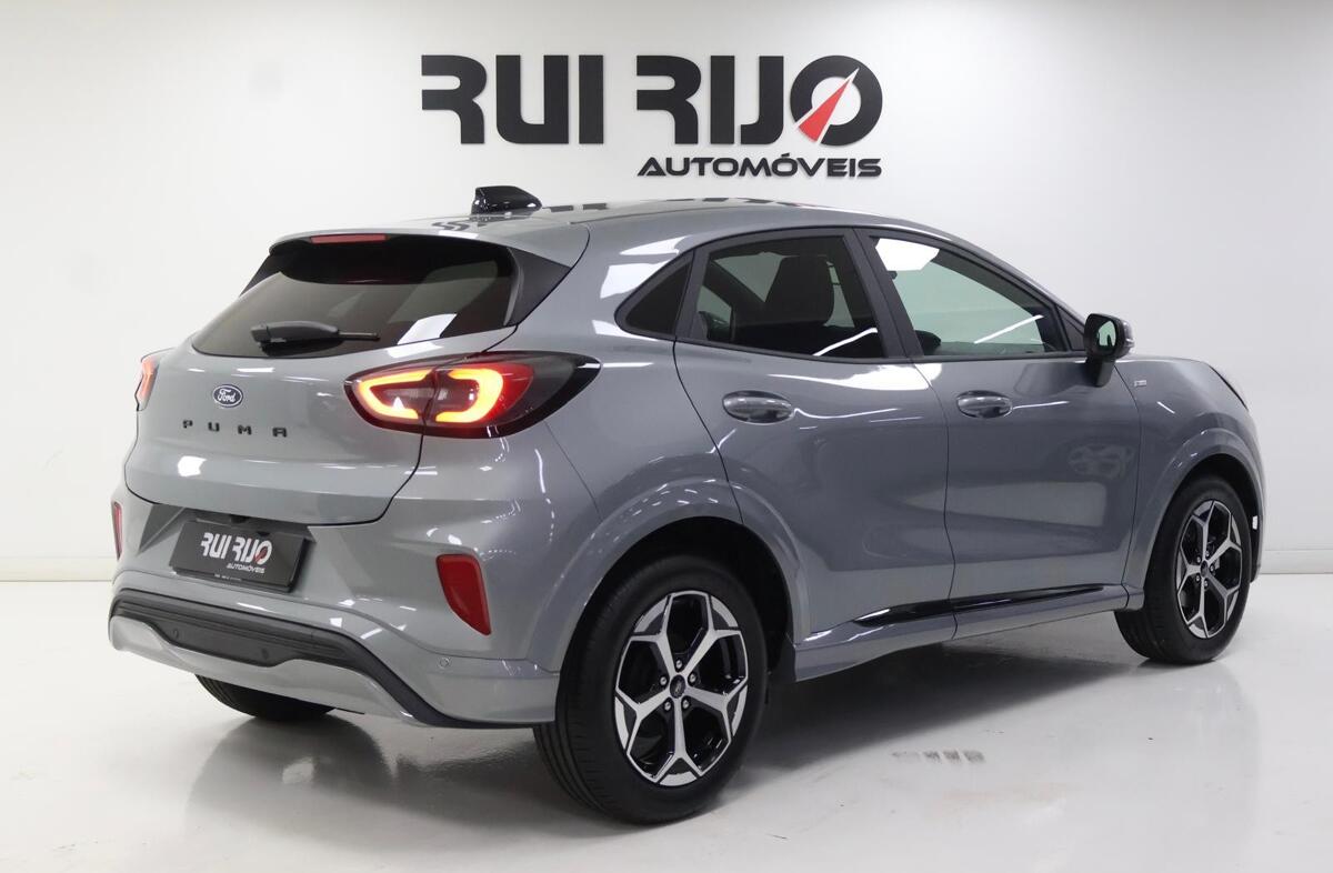 FORD Puma 1.0 EcoBoost mHEV ST-Line