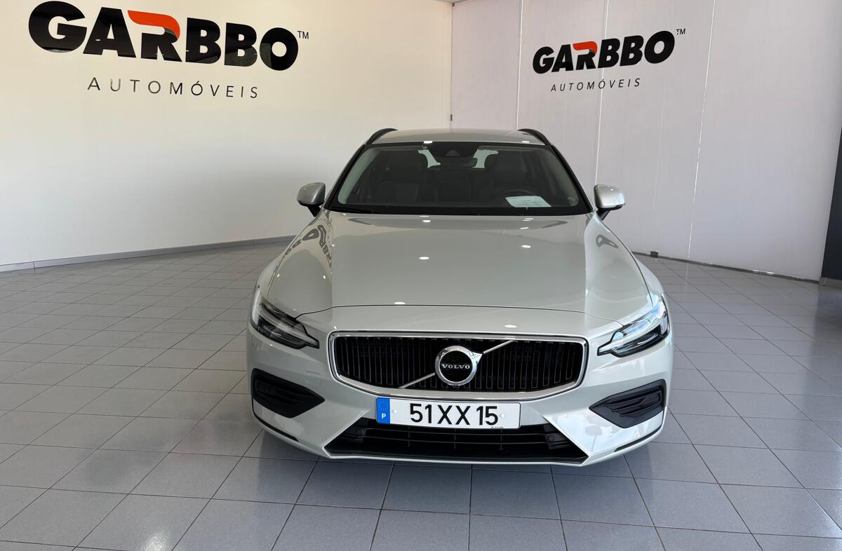 VOLVO V60 2.0 D3 Momentum