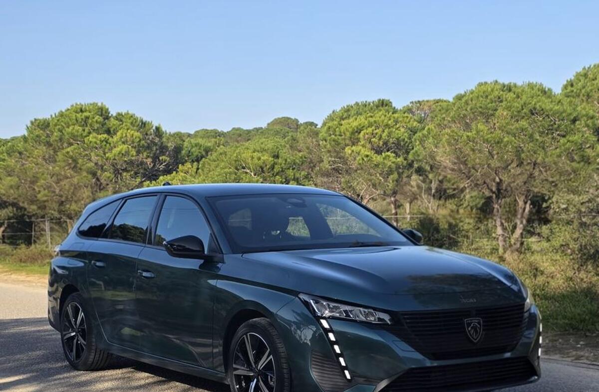 PEUGEOT 308 SW 1.2 PureTech Allure