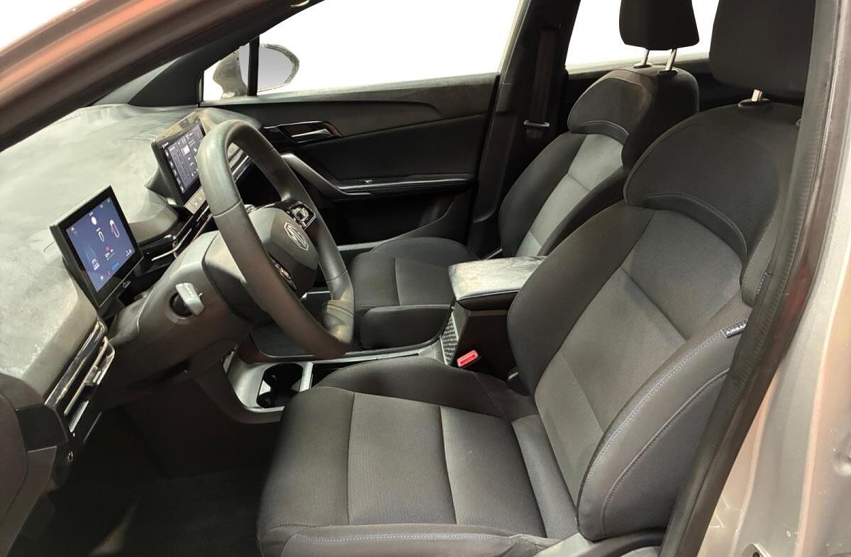 MG MG4 51 kWh Standard