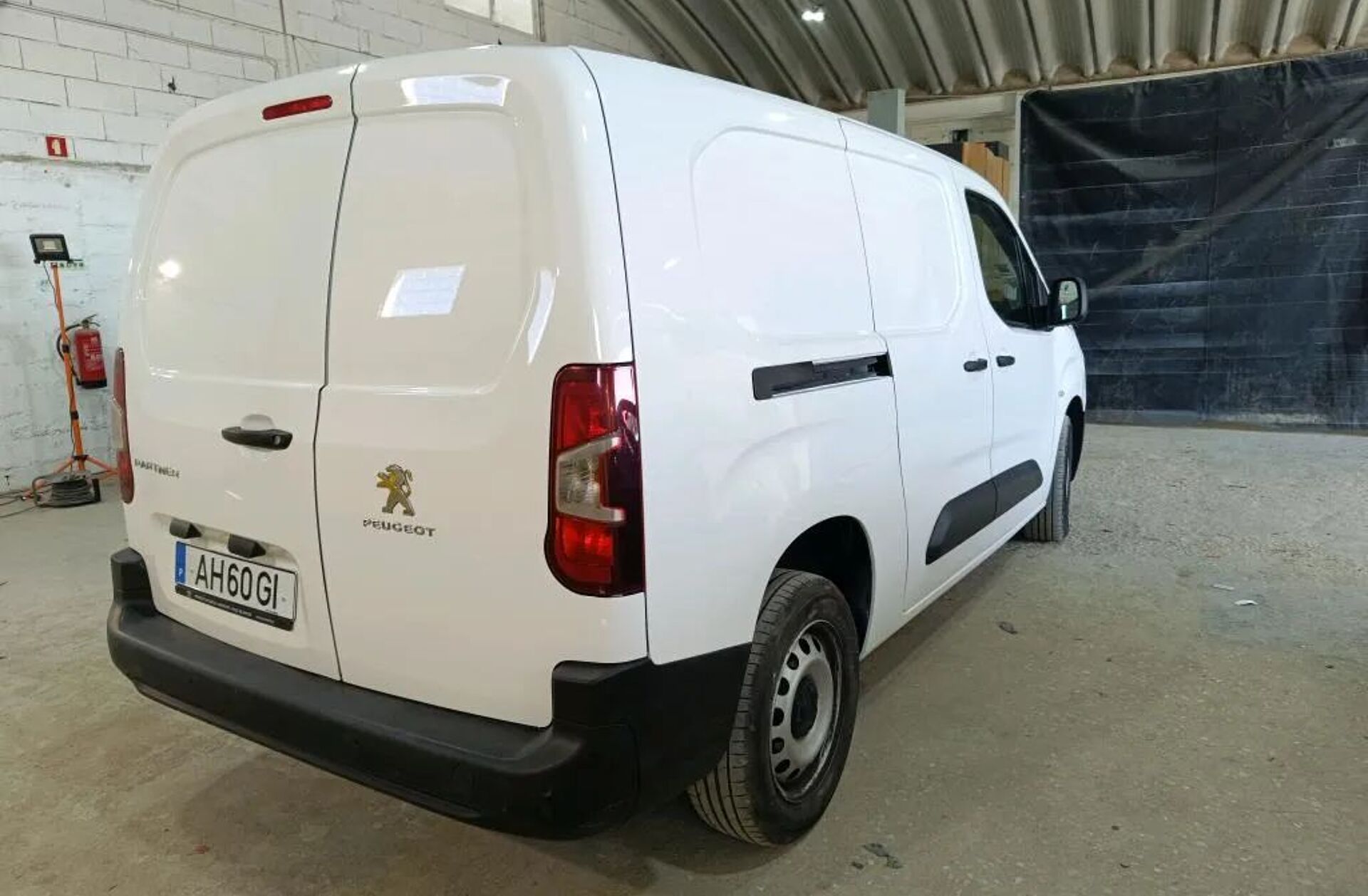 PEUGEOT Partner 1.5 BlueHDi Pro Longa