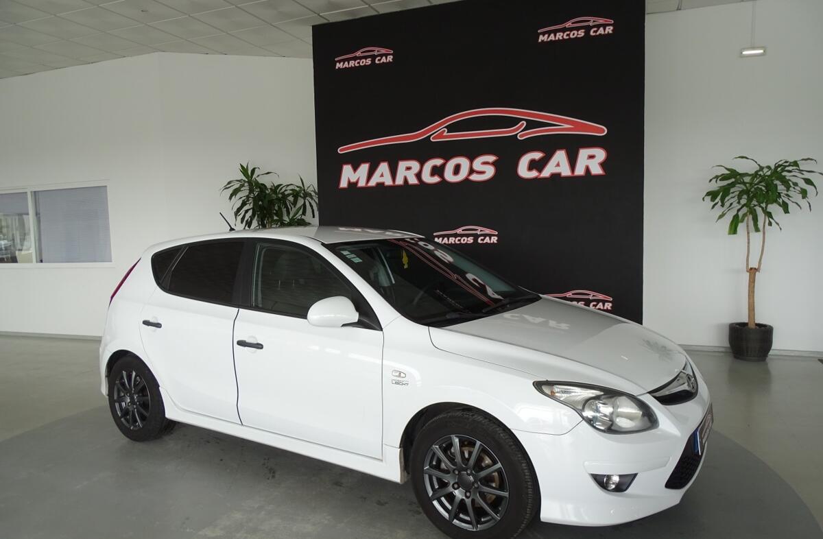 HYUNDAI i30 1.6 CRDi Comfort CPF