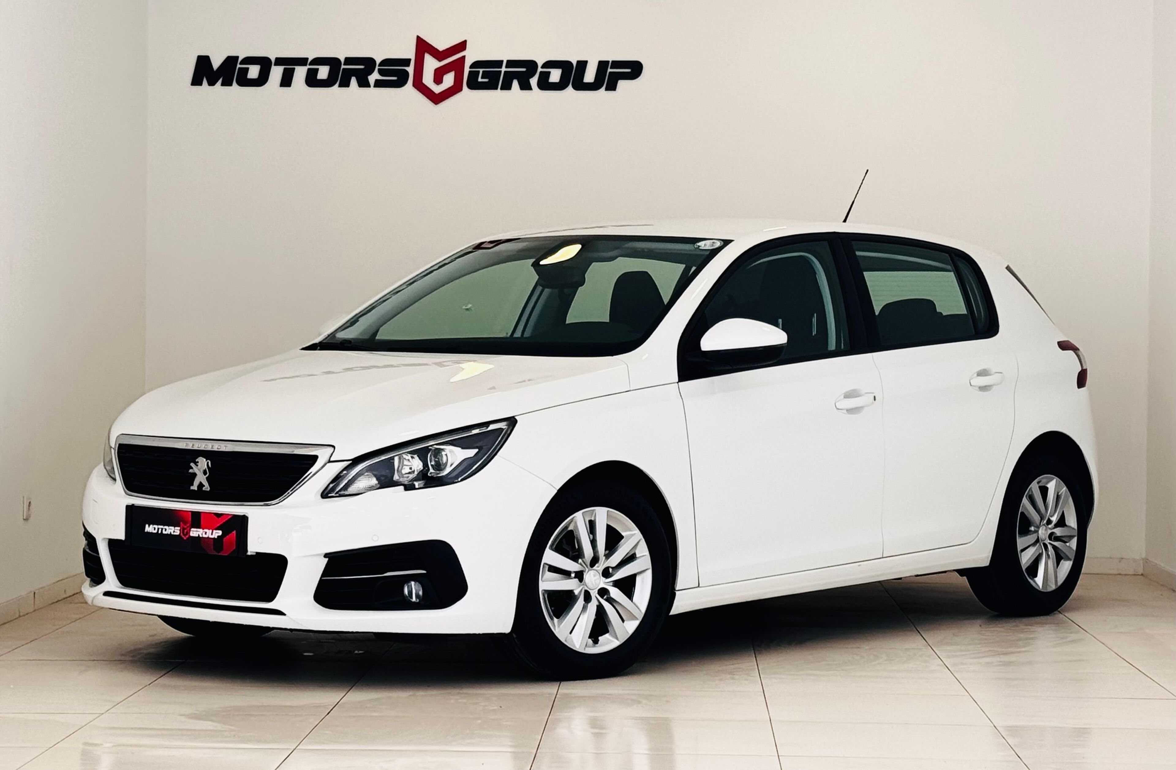 PEUGEOT 308 1.2 PureTech Allure EAT8