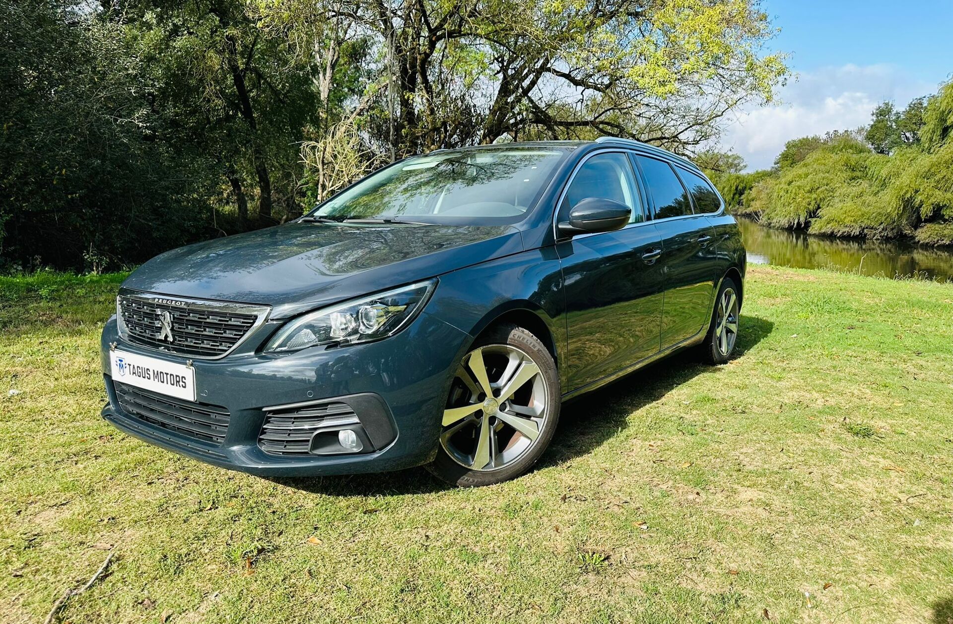 PEUGEOT 308 1.5 BlueHDi Allure Pack