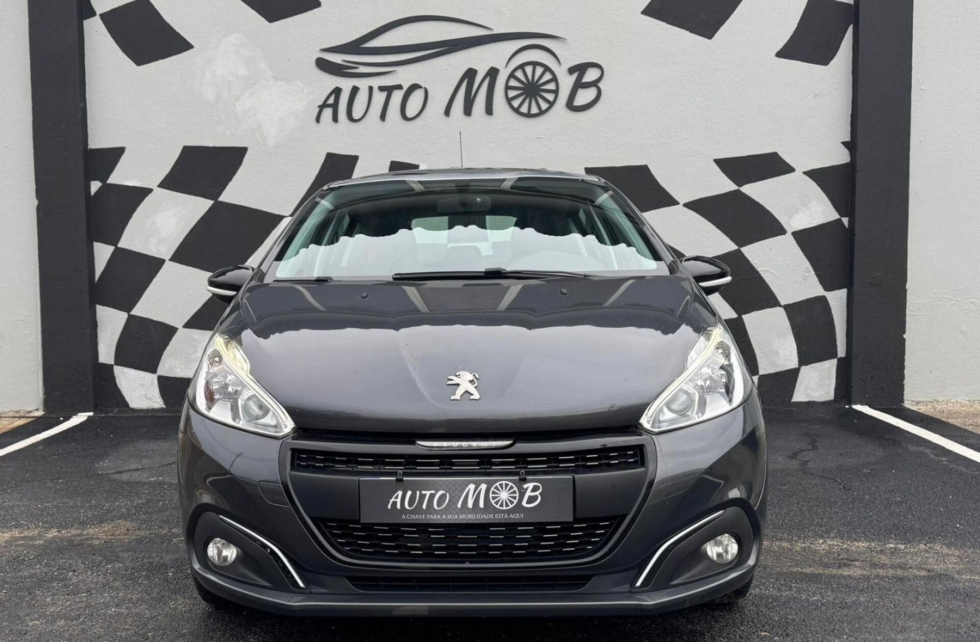 PEUGEOT 208 1.2 PureTech Allure