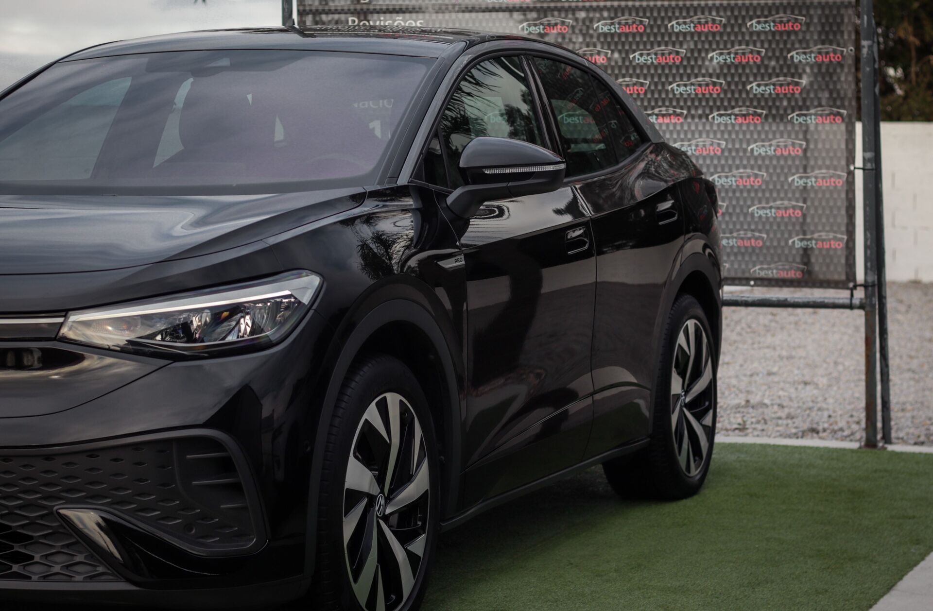 VOLKSWAGEN ID.5 77 kWh Pro