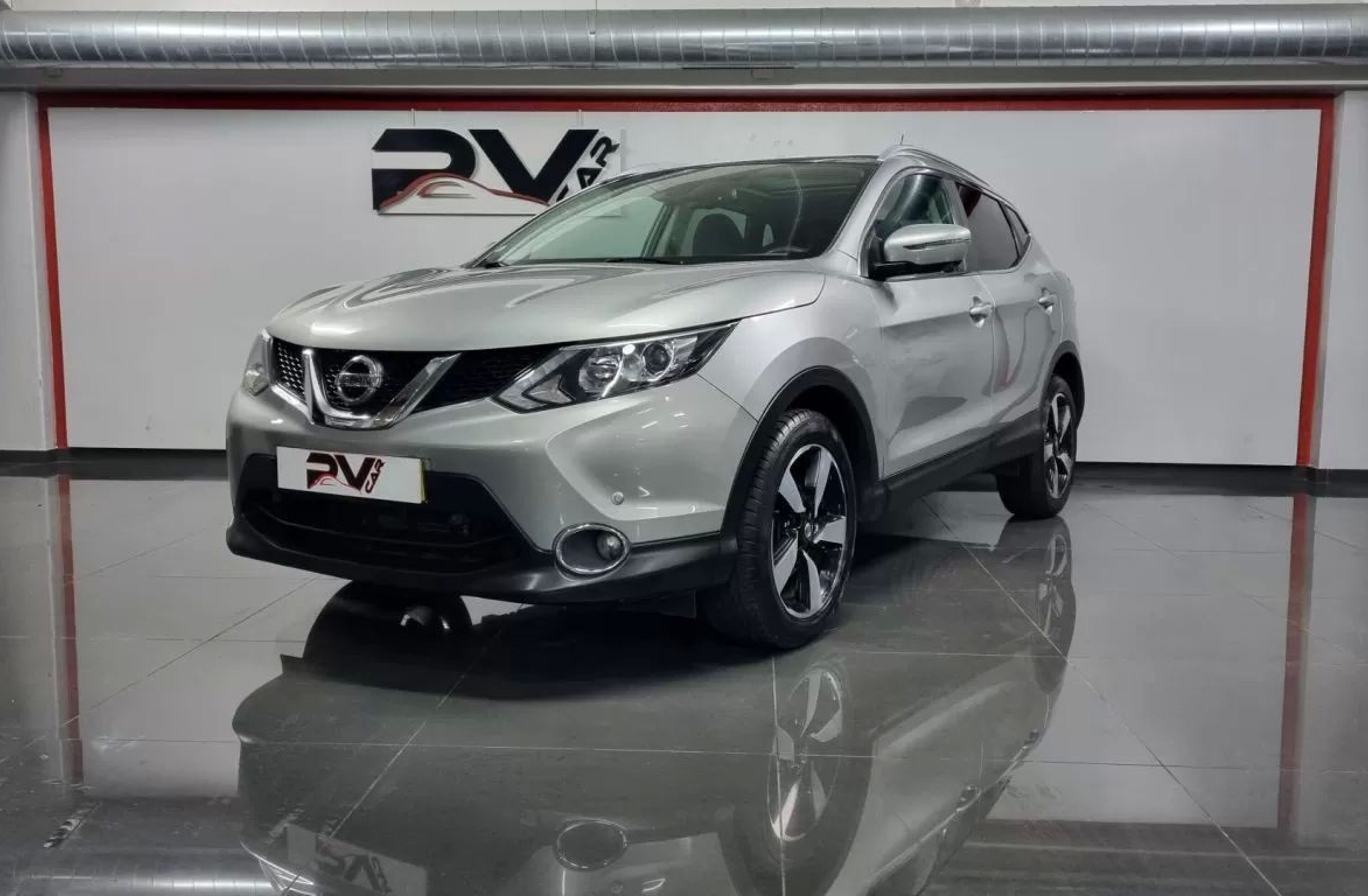 NISSAN Qashqai 1.6 dCi N-Connecta 18 Xtronic