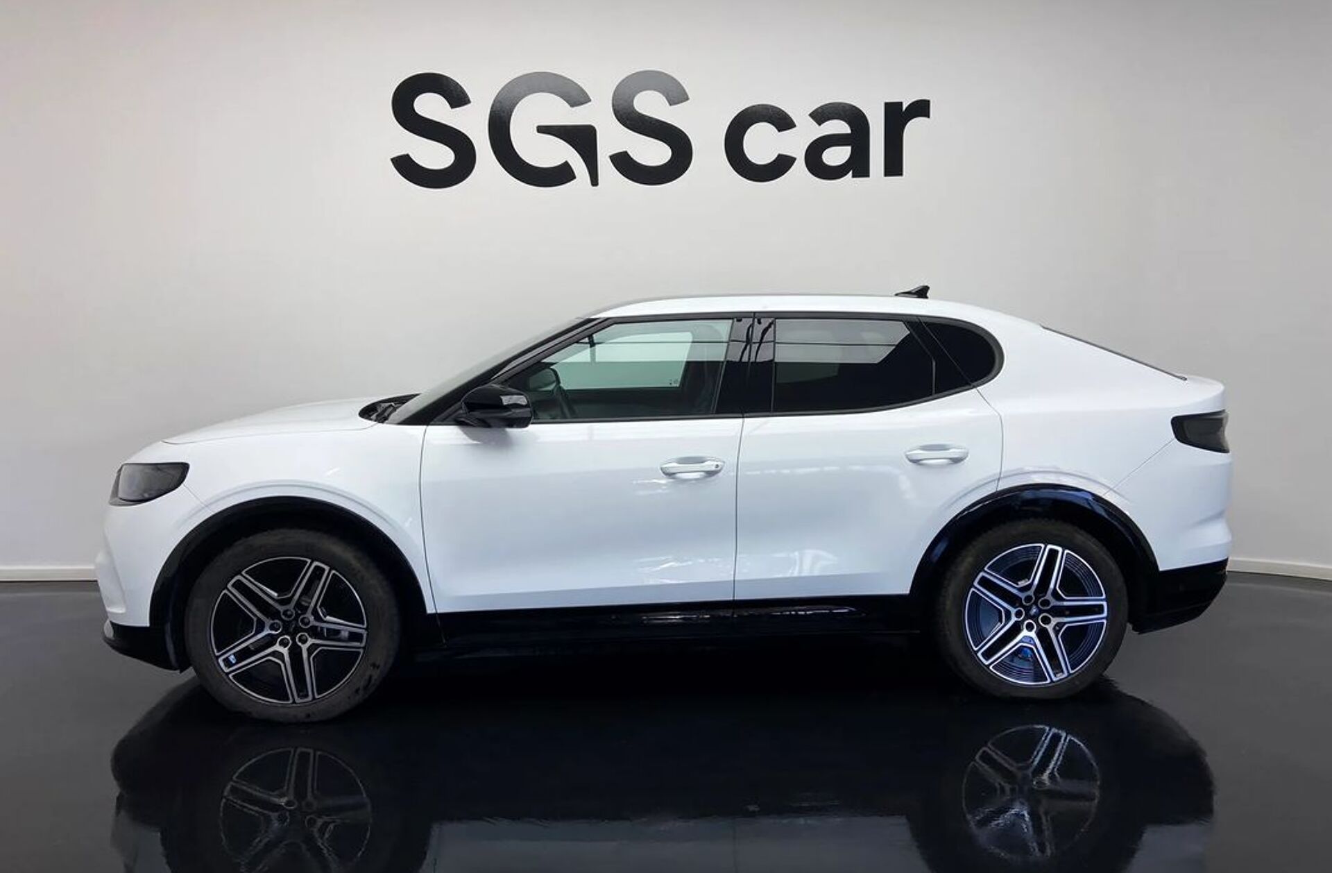 FORD Capri 77 kWh Premium