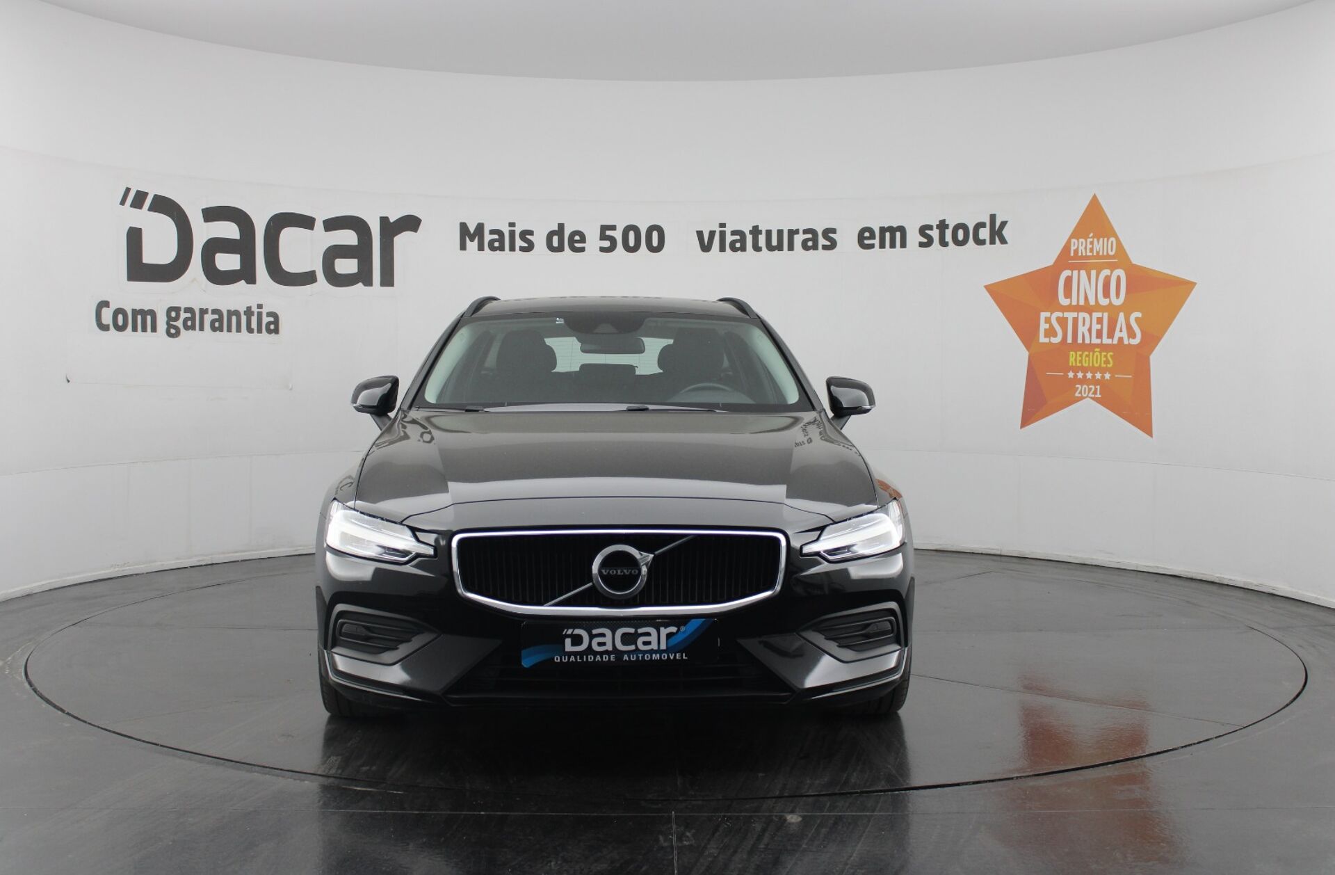 VOLVO V60 2.0 B4 Momentum Core Geartronic
