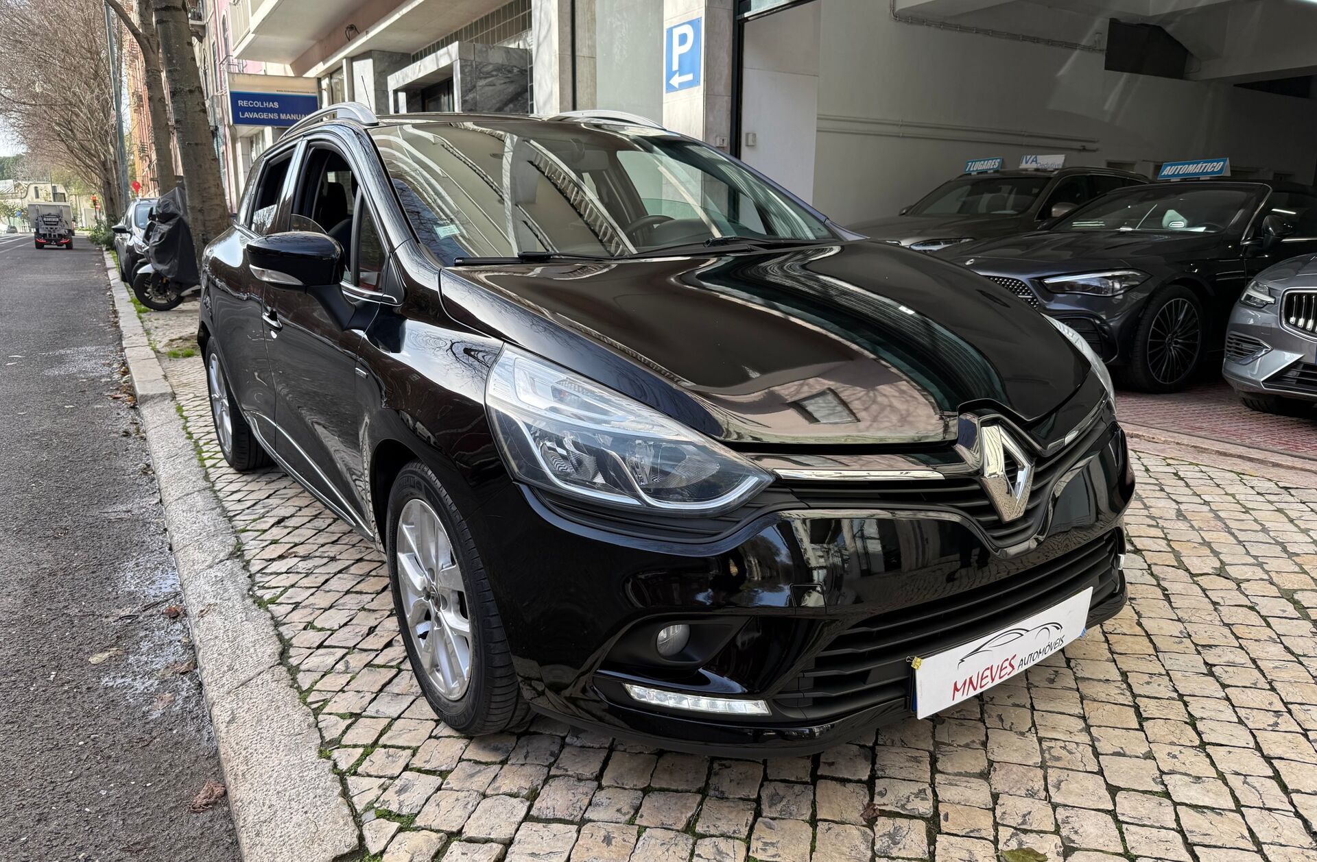 RENAULT Clio 1.5 dCi Limited EDC