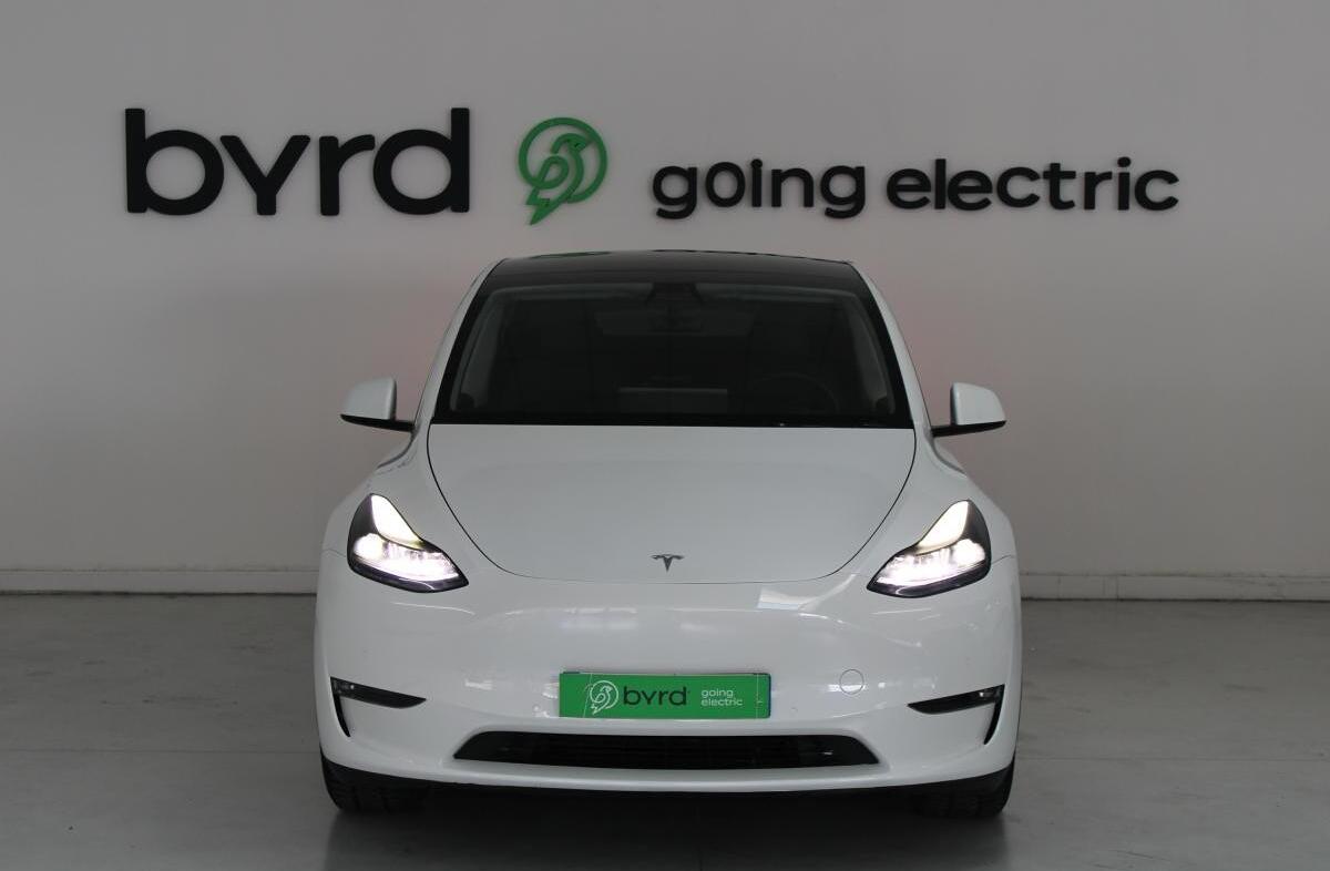 TESLA Model Y Long Range Tração Integral