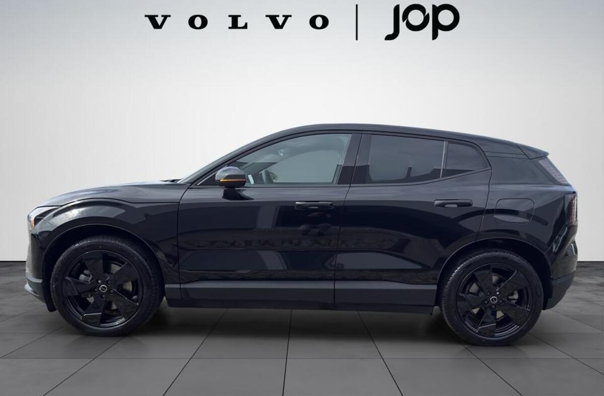 VOLVO EX30 51 kWh Single Motor Core