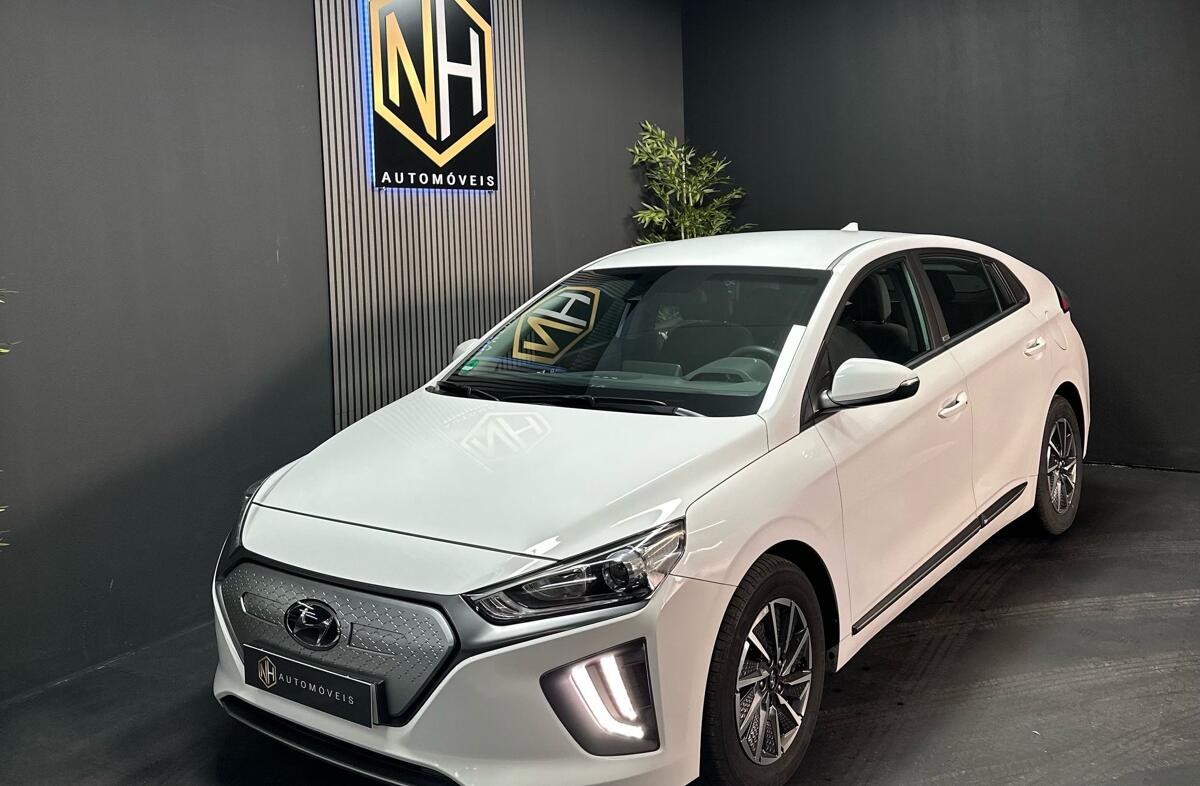 HYUNDAI Ioniq EV 38kWh