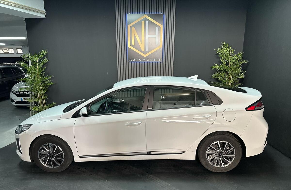 HYUNDAI Ioniq EV 38kWh