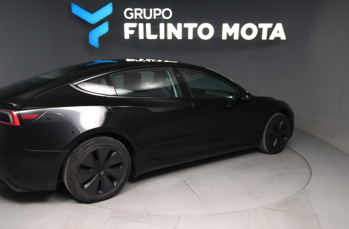 TESLA Model 3 Long Range Tração Traseira
