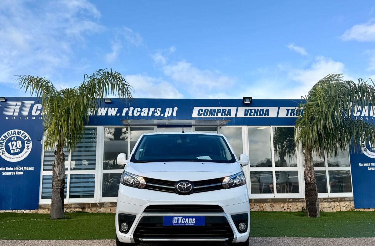 TOYOTA Proace City 1.5D L2 Comfort 8TA