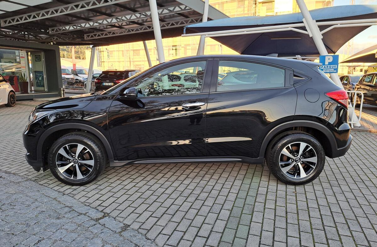 HONDA HR-V 1.6 i-DTEC Elegance+Connect Navi