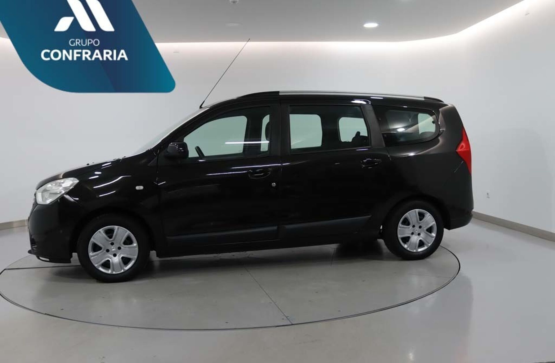 DACIA Lodgy 1.6 SCe Comfort+ 7L Bi-Fuel