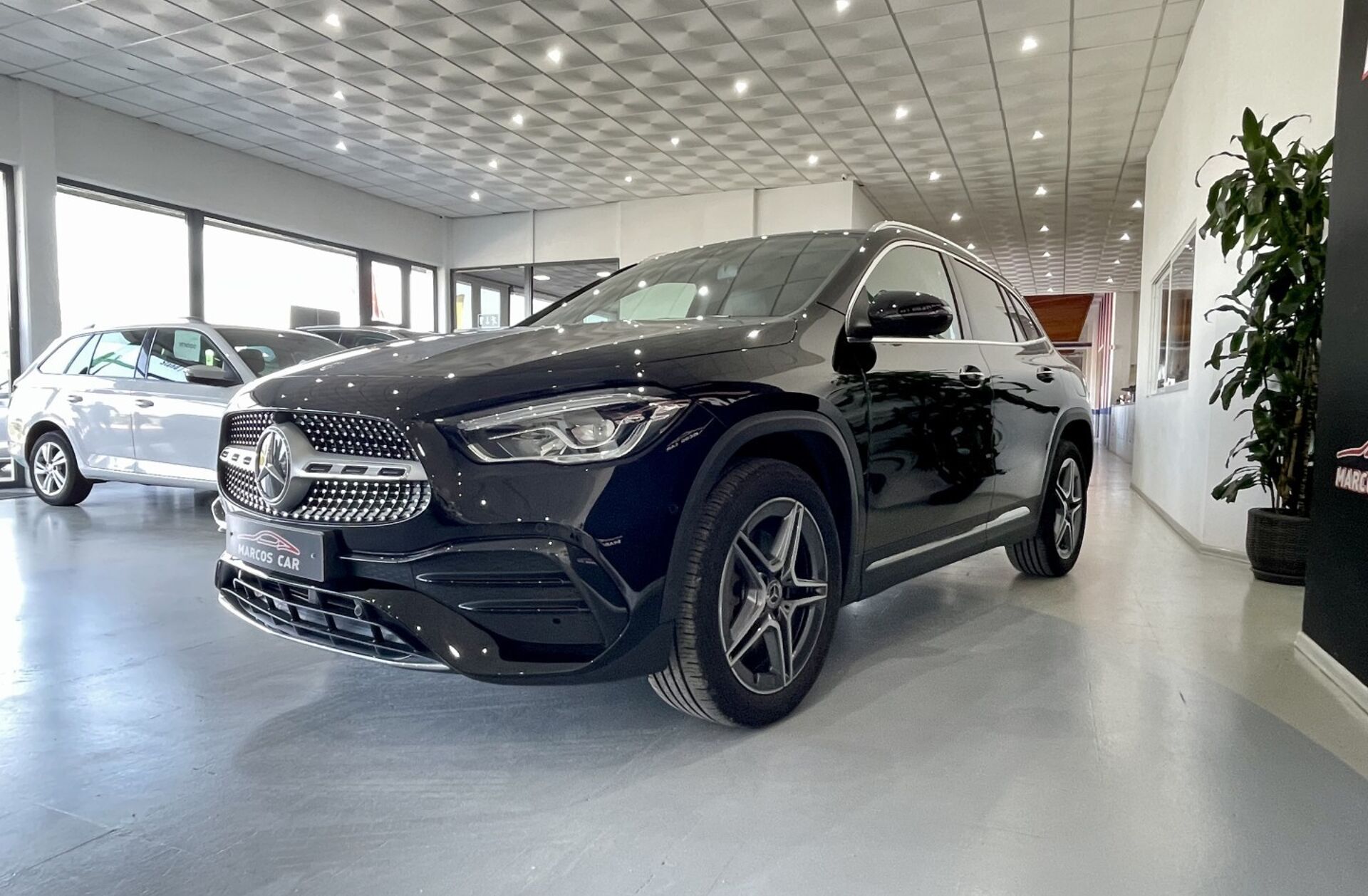 MERCEDES Classe GLA GLA 250 e AMG Line