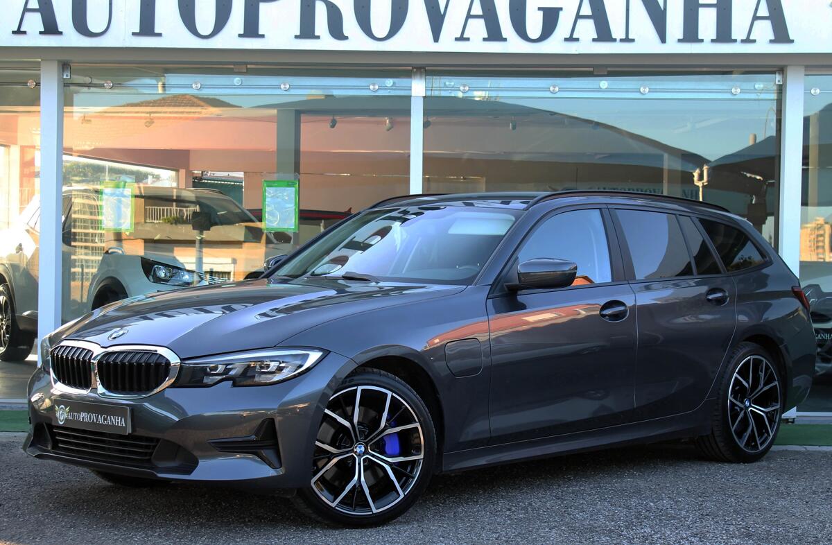BMW Serie-3 330 e Touring Auto