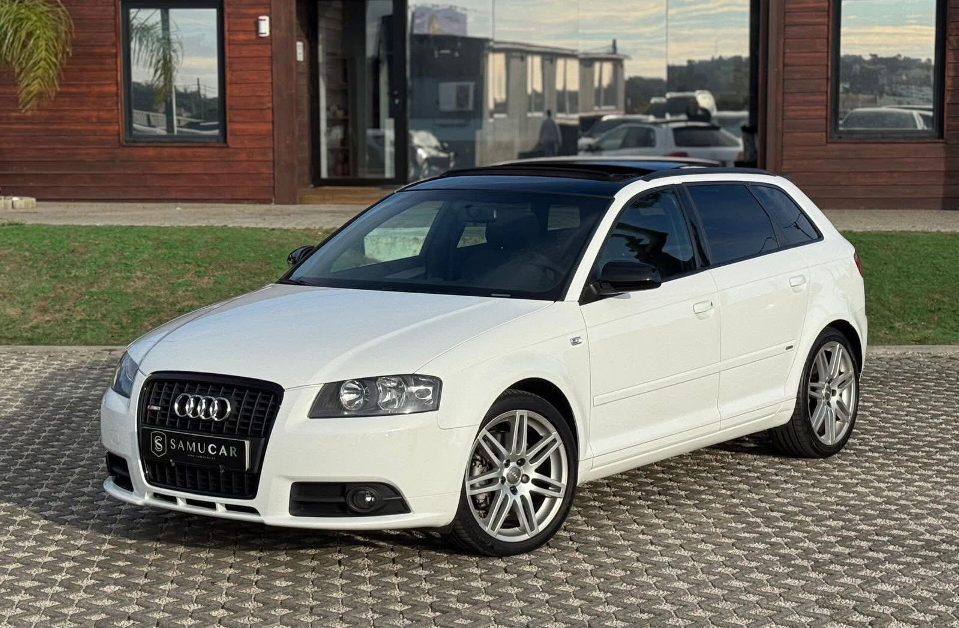 AUDI A3 2.0 TDi S-line S tronic