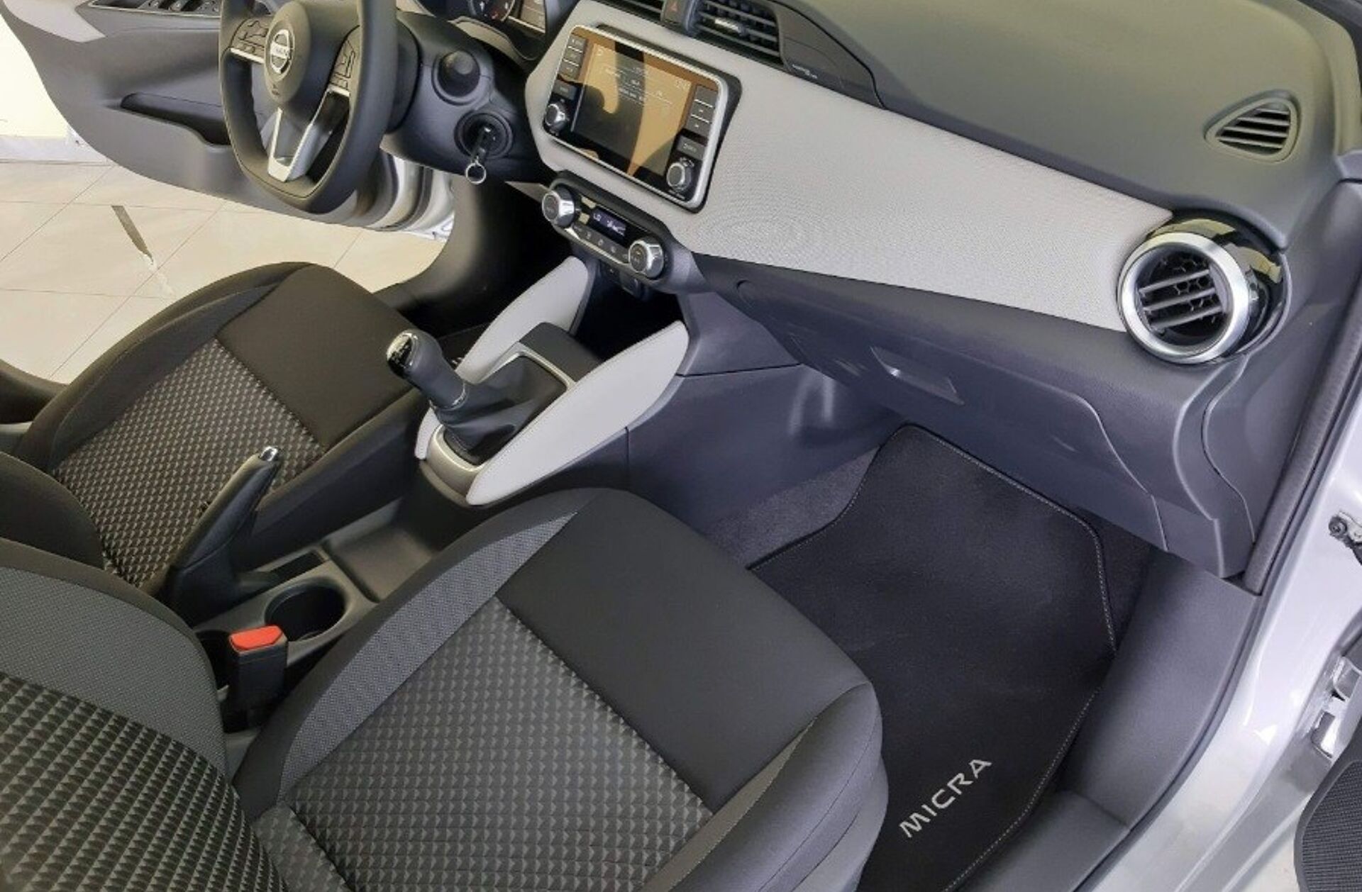 NISSAN Micra 1.0 IG-T Acenta