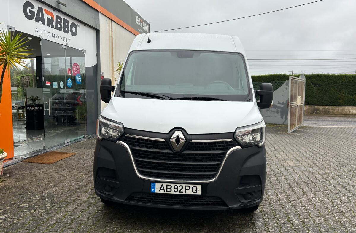 RENAULT Master 2.3 dCi L2H2 3.3T