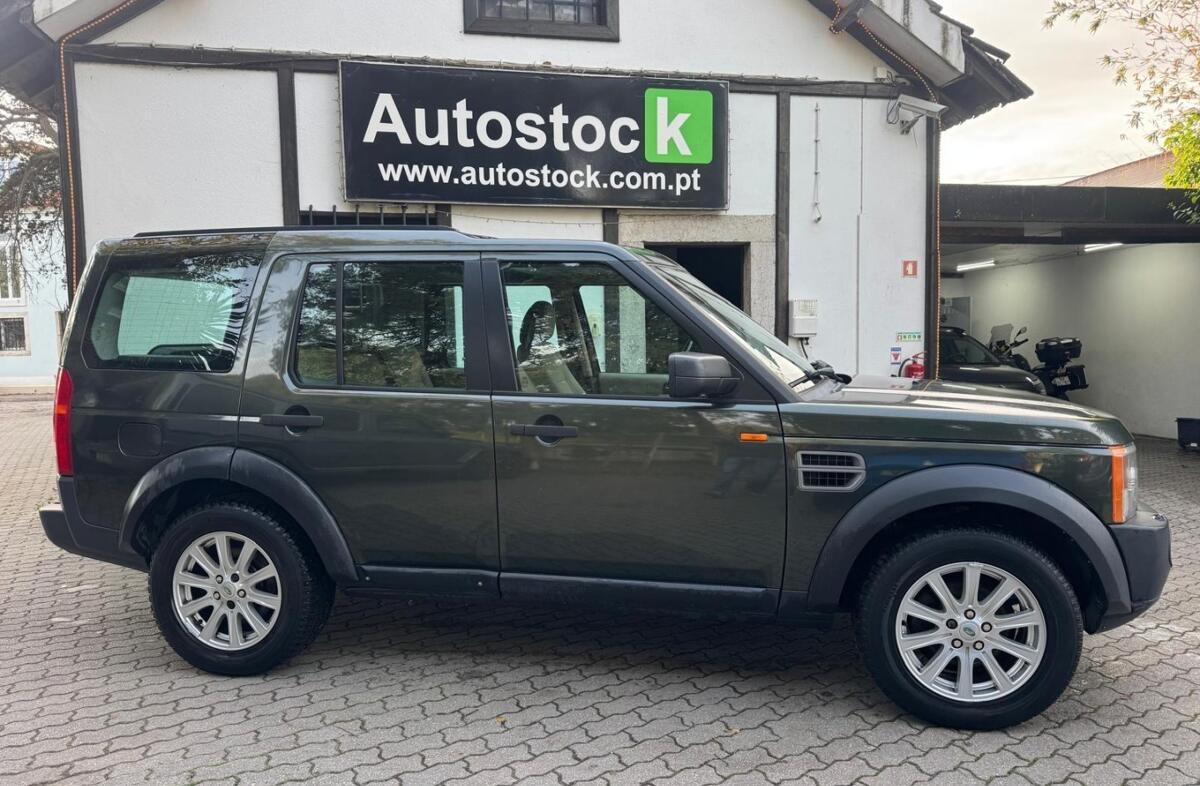 LAND ROVER Discovery 3 2.7 TD V6 HSE Auto.