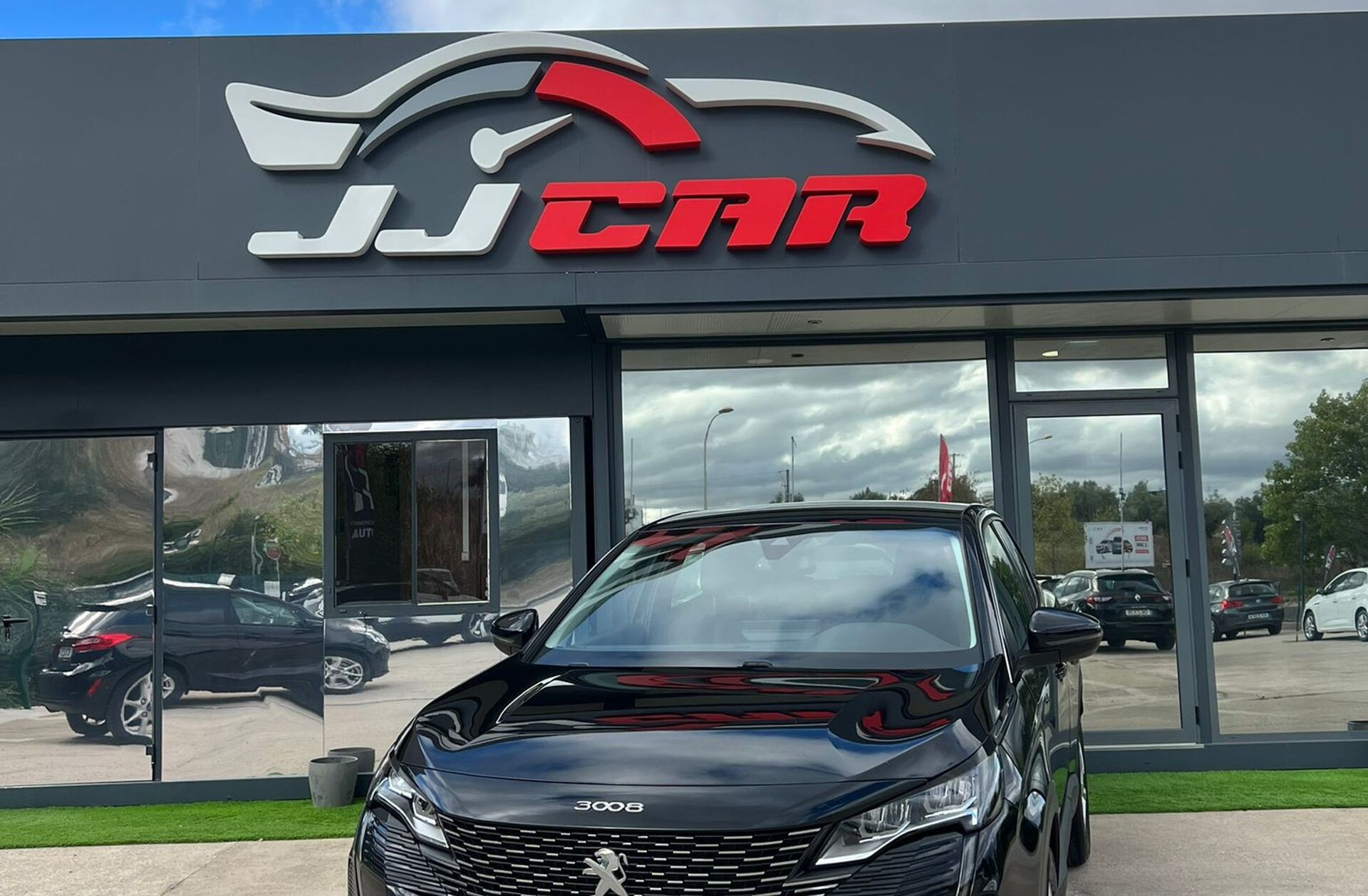 PEUGEOT 3008 1.5 BlueHDi Active Pack EAT8