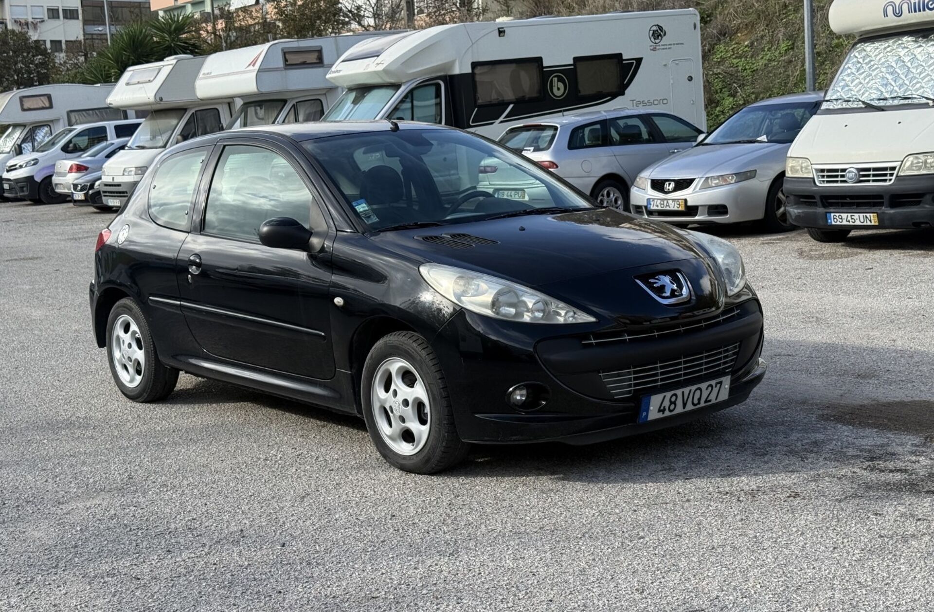 PEUGEOT 206 + 1.1 Urban
