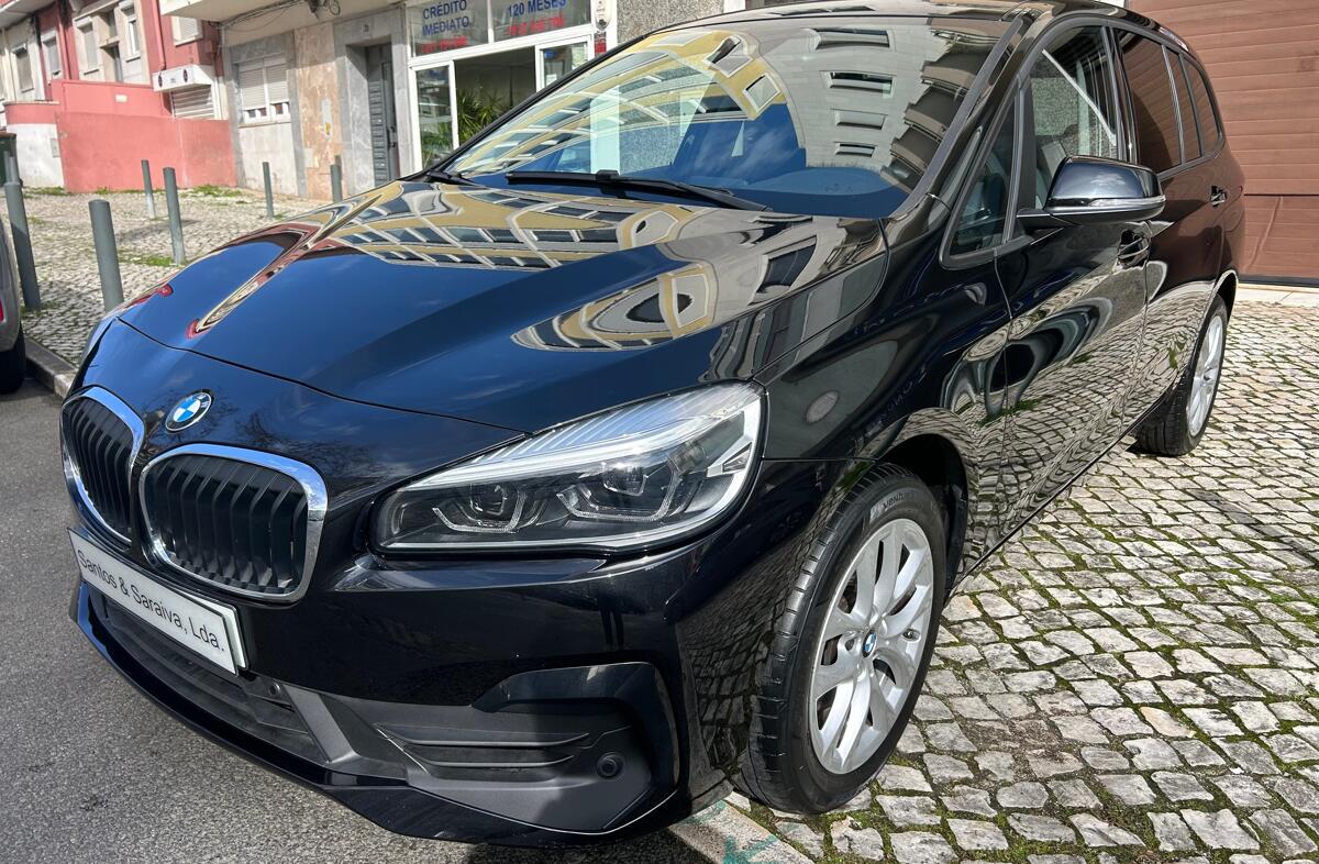 BMW Serie-2 216 i 7L Line Sport