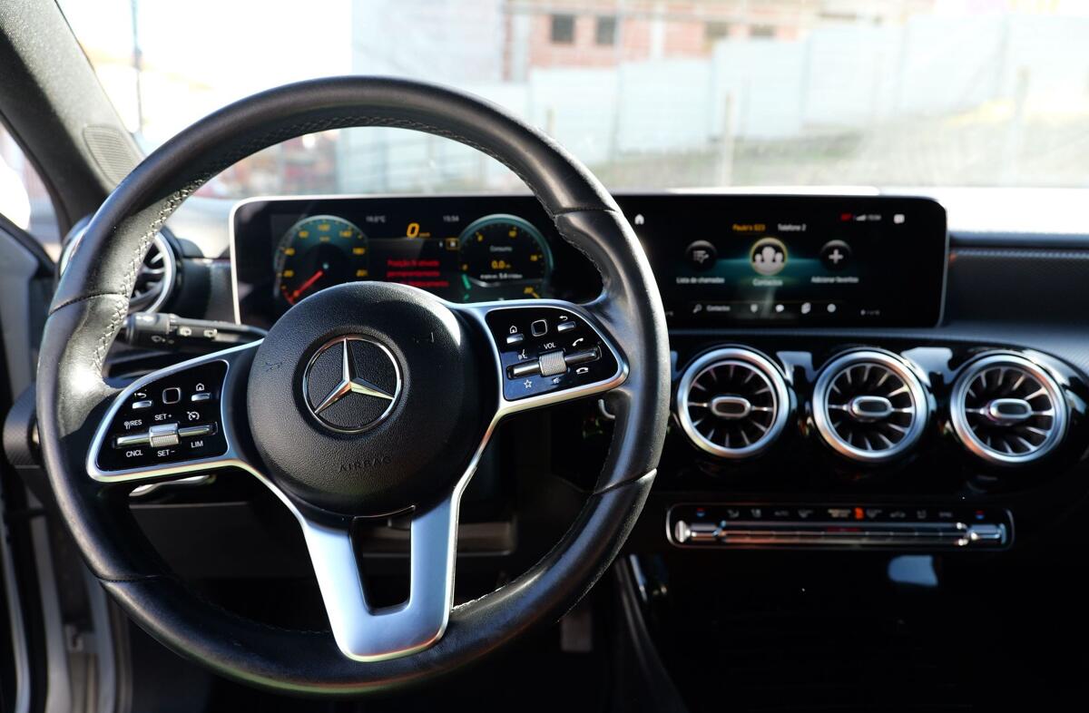 MERCEDES Classe A A 180 d AMG Line Aut.