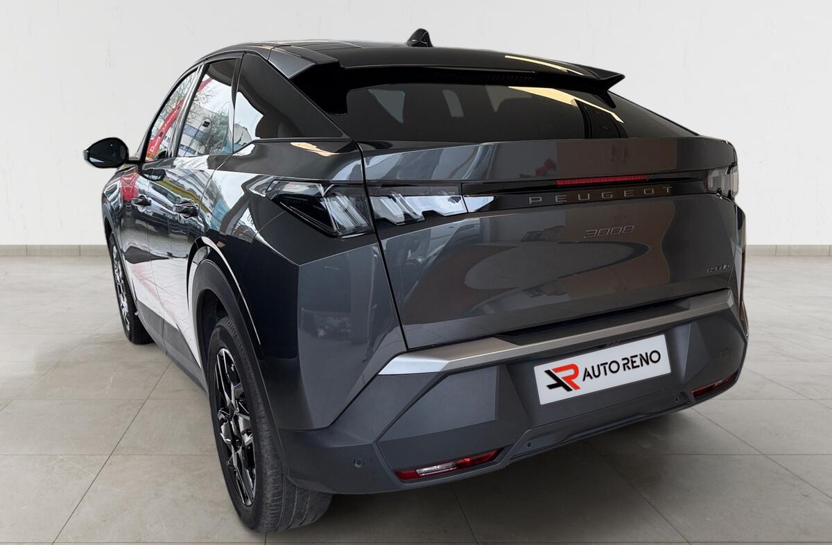 PEUGEOT 3008 1.2 Hybrid Allure e-DCS6