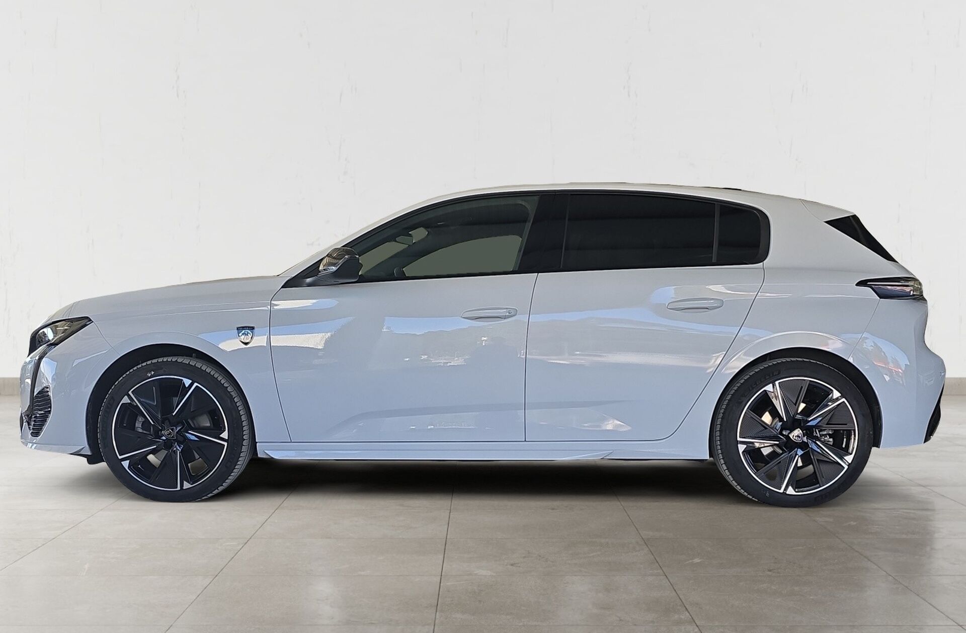 PEUGEOT 308 e- 54 kWh First Edition